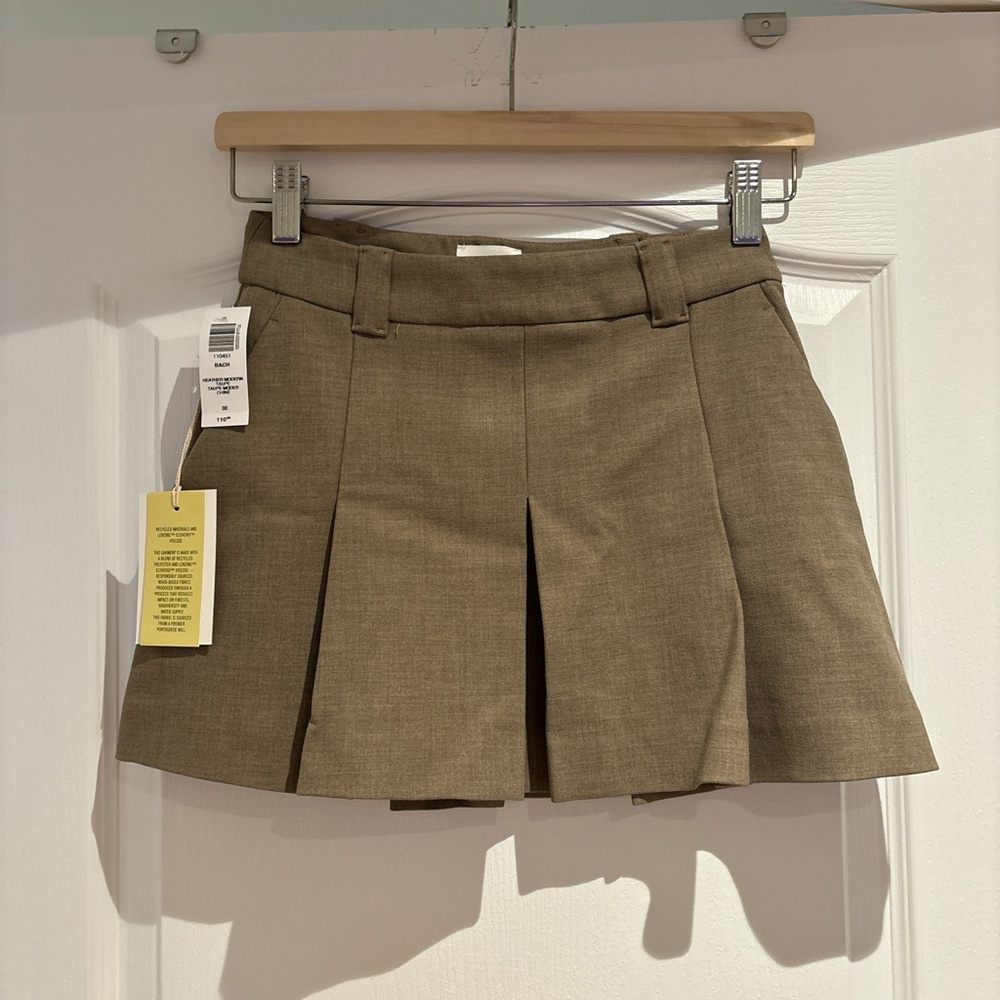 Aritzia Wilfred Bach Skirt